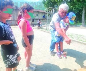 Villar, se gli anziani raccontano la satula ai bambini del centro estivo