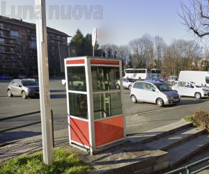 Alpignano, le cabine telefoniche diventano mini biblioteche