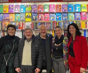 Giaveno, tutti in coda per il romanzo di Claudio Bisio