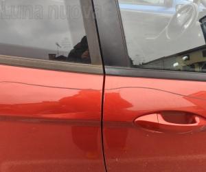 Avigliana, i pirati dello specchietto colpiscono in autostrada