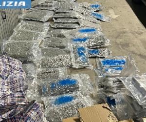 Orbassano, oltre 100 chili di droga "parcheggiati" in garage