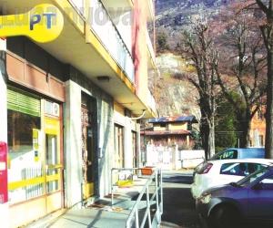 Borgone: anziana derubata davanti alle Poste