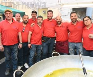 Avigliana, la Cena del canapo: un gioco da ragazzi che porta freschezza
