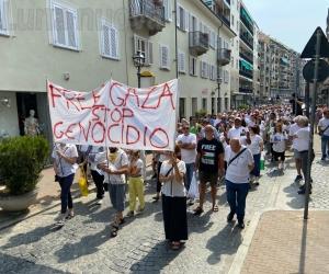 Collegno e Grugliasco in marcia contro la guerra in Palestina