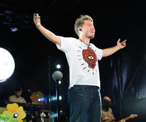 Alfa al Flowers, sul palco a sorpresa anche Eugenio in Via Di Gioia 