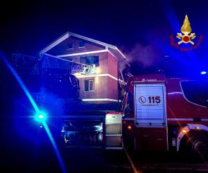 Rivalta, incendio in una palazzina: muore una giovane di 29 anni