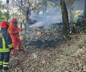 Vaie: a fuoco una baracca in borgata Folatone
