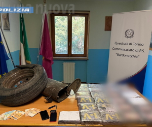 Bardonecchia: la droga viaggiava nella marmitta e nella ruota di scorta