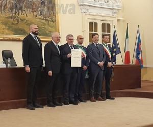 Borgone: Francesco Feroldi, Cavaliere... della Croce Rossa