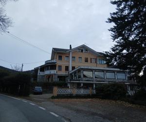 Rubiana: albergo "La Pineta", aumento di cubatura per la rinascita