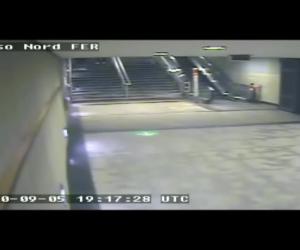 Collegno, 16enne ferito con una roncola al capolinea della metro