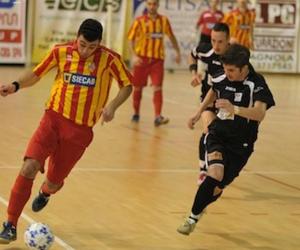 Il calcio a 5 si ferma tra le solite polemiche