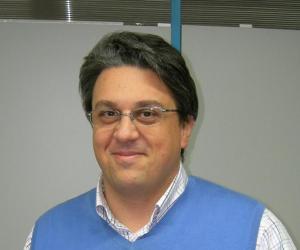 Roberto Aste, il candidato lontano dai partiti