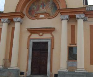 Il vescovo Nosiglia benedice la rinnovata San Cassiano