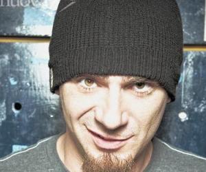 J-Ax: (non era) Meglio prima in versione live 