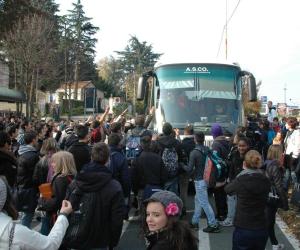 Rivoli, Cade un altro controsoffitto, questa volta al Romero
