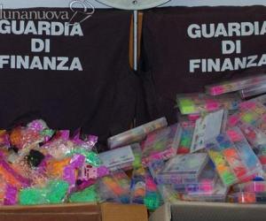 Susa, braccialetti fuorilegge sul mercato