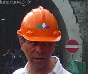 Turbativa d'asta, Lazzaro ai domiciliari