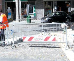 La linea di stop torna alle origini: è subito polemica