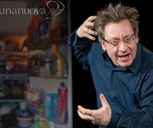 Diego Parassole e i comunisti: si ride della società