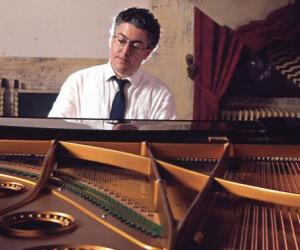 Avigliana, Giacomo Fuga all'ora del the incontra Chopin