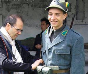Militaria: la storia delle uniformi, una passione in grigioverde
