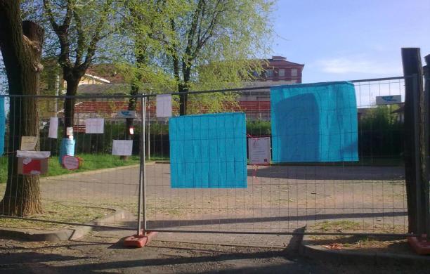 Il giardino transennato