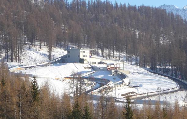 Cesana, il sindaco blocca l'ammoniaca