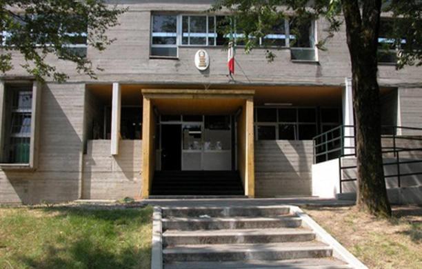 La scuola media Campana
