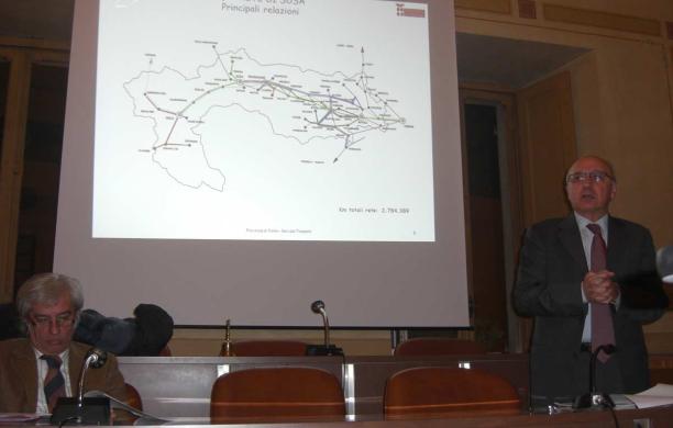La scure della Regione sulle linee bus, sindaci in allarme