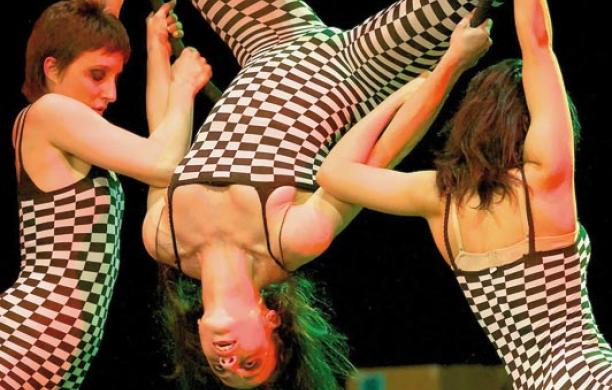 Gli allievi di Cirko Vertigo