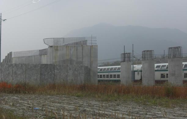 La vergogna dei sovrappassi: cantieri fermi per un altro anno