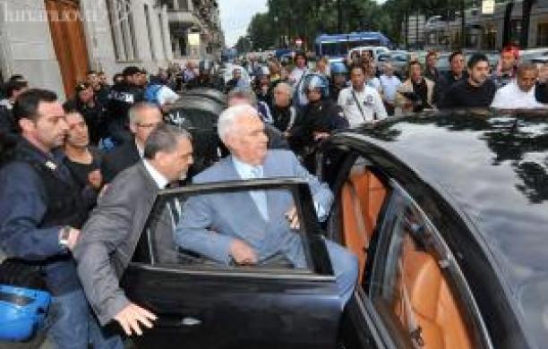 Rossignolo contestato dai lavoratori