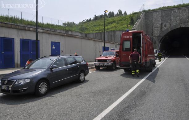 La centralina va in tilt, chiusa la galleria dei Laghi
