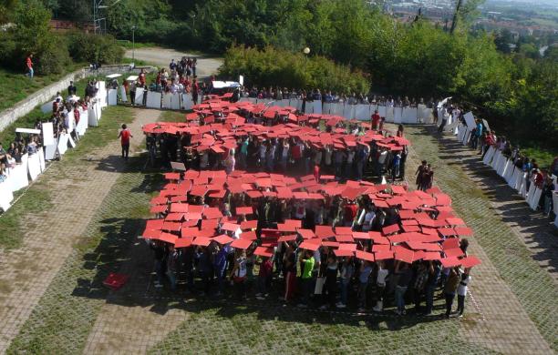 Liceo Darwin in festa: si spengono 40 candeline