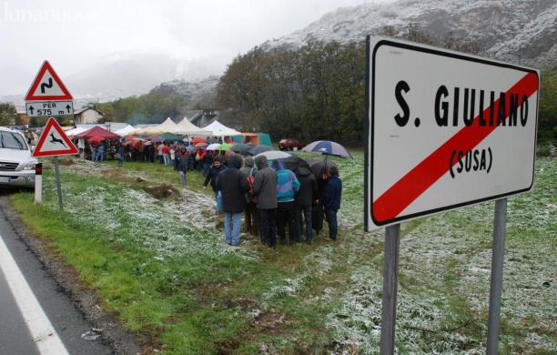 Un posto in prima fila: 1175 No Tav in coda a S.Giuliano