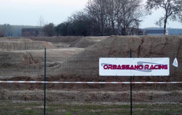 Motocross, lo scontro si sposta sul web
