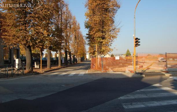 Lavori al vialetto d'ingresso del cimitero