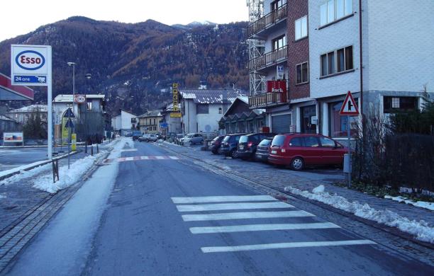 Altri due pedoni investiti in strada