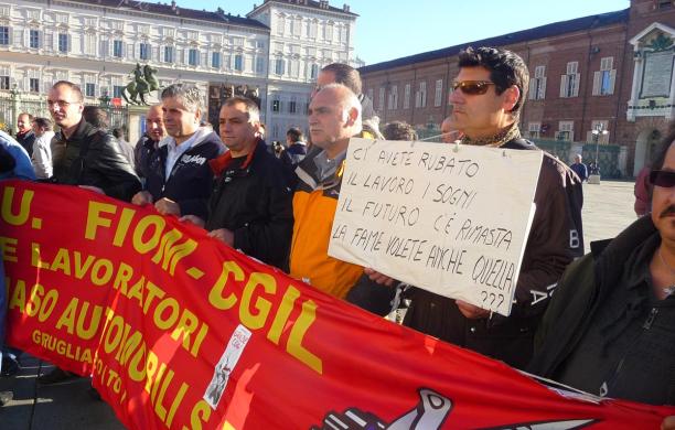 Lavoratori in corteo: chiarezza sui possibili nuovi investitori