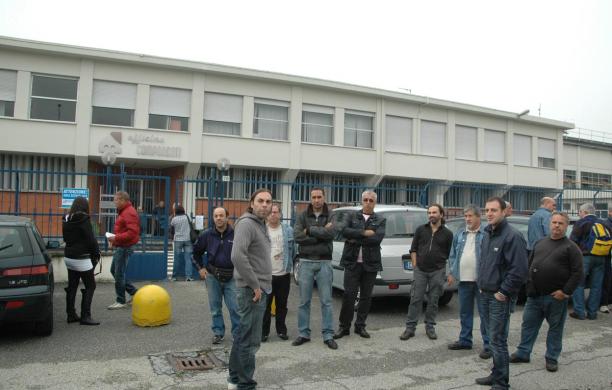 Componenti: operai contro i sindacati