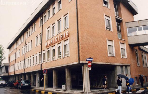 Ai poveri i pasti avanzati alle mense