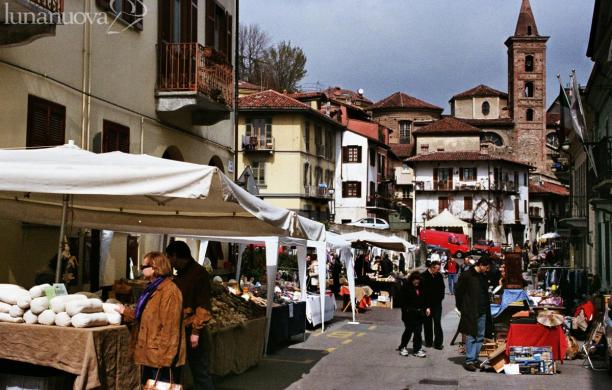 Il mercatino nell'occhio del ciclone