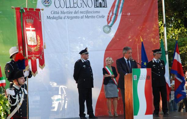 Una folla alla commemorazione di Dalla Chiesa