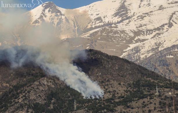 Fiamme sulle pendici del Rocciamelone
