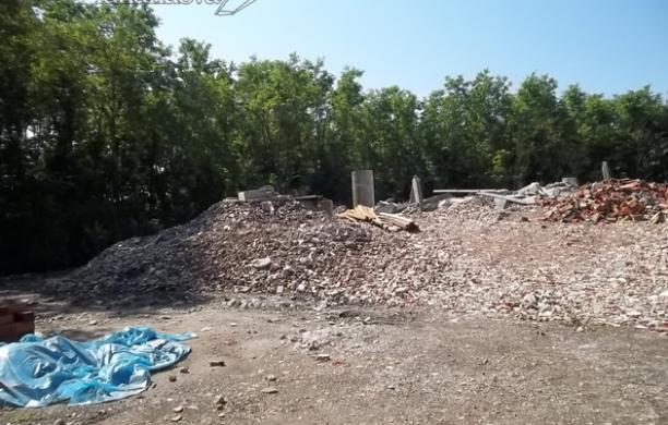«Ruspe in azione per creare solo macerie»