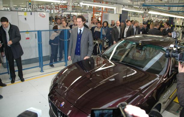 Proteste alla Maserati per i quattro sabati di stop