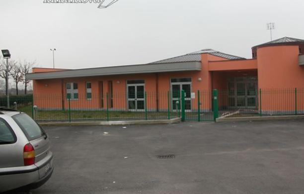 Piove in classe nella scuola dell'infanzia Montessori
