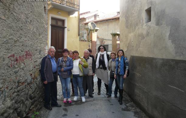 «È ora di chiudere al traffico via Viglianis»