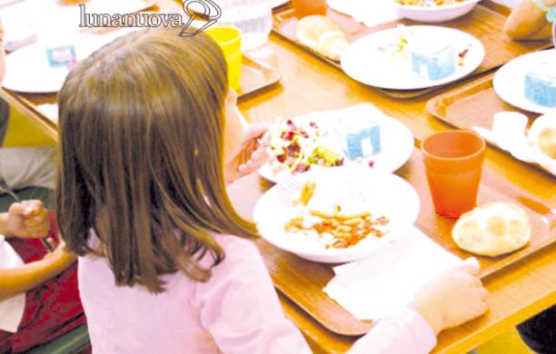 Gli alunni rifiutano i piatti della mensa scolastica